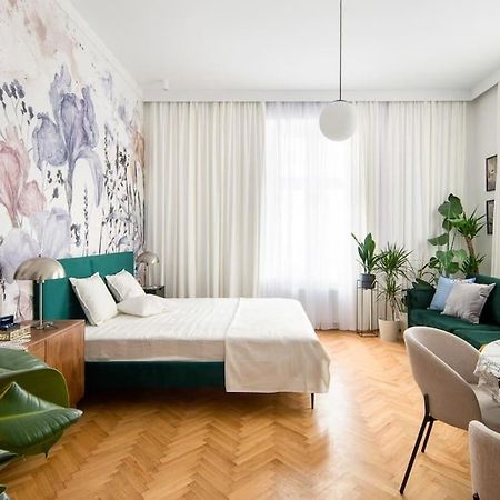 Green Oasis In The Centre Apartment คราคูฟ ภายนอก รูปภาพ