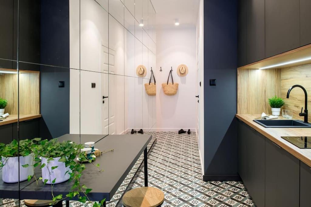 Green Oasis In The Centre Apartment คราคูฟ ภายนอก รูปภาพ