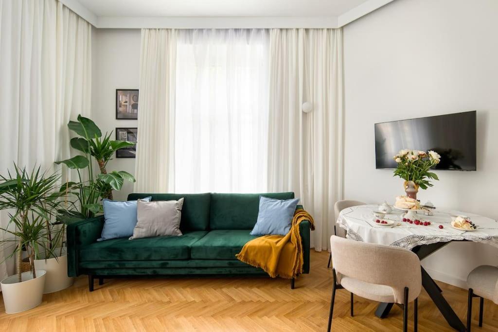Green Oasis In The Centre Apartment คราคูฟ ภายนอก รูปภาพ